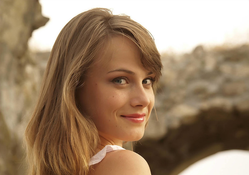 Людмила, 22 года, 5 размер груди